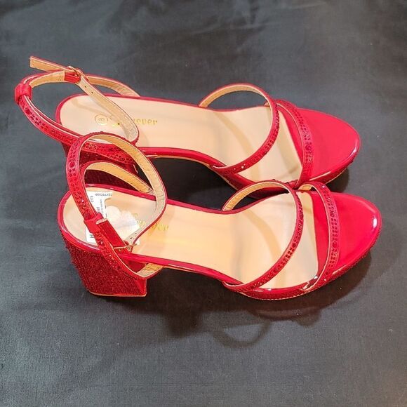 BRAND NEW FOREVER SEQUIM EMBROIDERY OPEN TOE BLOCK HEEL SANDAL - Picture 4 of 15